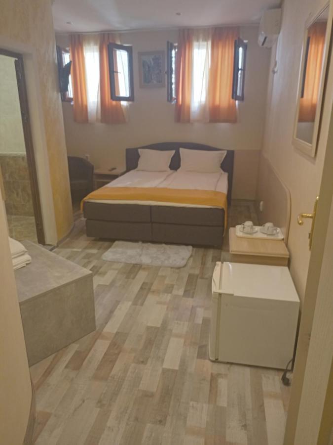 Hotel Dali Пловдив Экстерьер фото