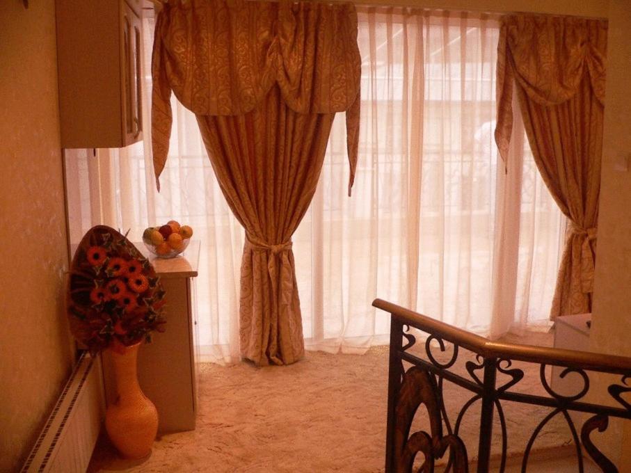 Hotel Dali Пловдив Экстерьер фото
