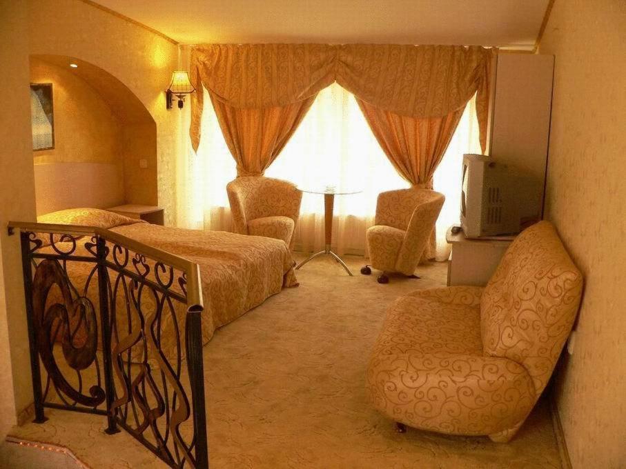 Hotel Dali Пловдив Экстерьер фото